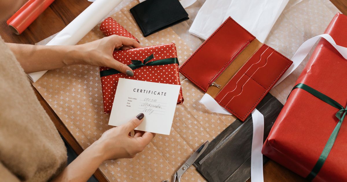 What to Do When Someone Gives You a Gift You Hate