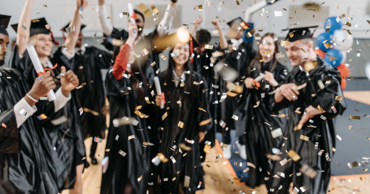 Graduation Registry Ideas for High School and College Grads