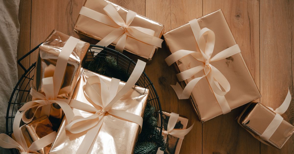 Universal Gift Registry: How to Register From Any Store in One List
