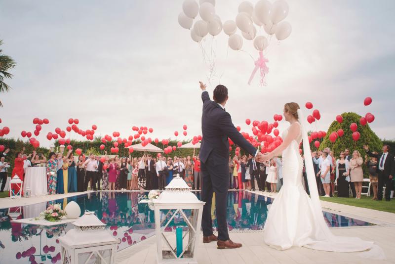 How Many Items Should Be on Your Wedding Registry?
