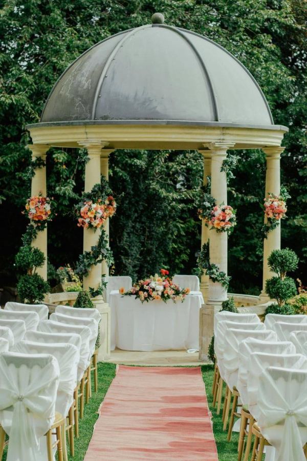 Wedding Registry Etiquette: What's Okay to Ask For